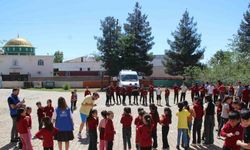 Cizre’de öğrenciler "Merkezim Her Yerde" Projesiyle doyasıya eğleniyor