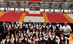Halk oyunları yarışmasında Erzincangücü Spor Kulübü, gençler ve büyükler kategorisinde şampiyon oldu