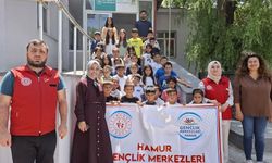 Hamur’da öğrencilere sinema sürprizi