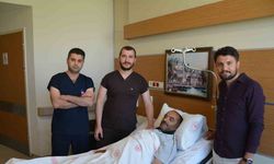 Hastanın böbreğinden 23 santimlik kist çıkarıldı