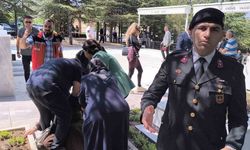 Kırşehir’de şehitlikte duygusal anlar