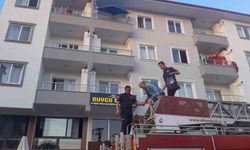 Muğla’da ev yangını: 1 kişi balkondan kurtarıldı