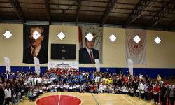 Okul sporlarında dereceye giren 452 öğrenciye ödül