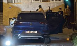 Otomobil sürücüsü, yanında oturan şahıs tarafından silahla öldürüldü