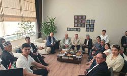 Özbek basın heyeti, Bursa’daki gazetecilerle bir araya geldi