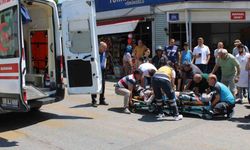 Refüje çarpıp savrulan motosiklet sürücüsü yaralandı