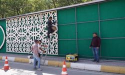 Şırnak’ta tahrip edilen dikey bahçe yeniden hayat buluyor