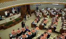 Antalya Büyükşehir Belediye Meclisi, Böcek’in tutuklanmasının ardından ilk kez toplandı