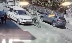Feci motosiklet kazası güvenlik kamerasına yansıdı