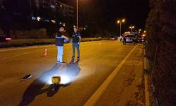Karabük’te yolun karşısına geçerken otomobilin çarptığı genç hayatını kaybetti