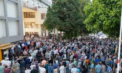 Manavgat’ta tutuklanan belediye başkanı Nefi Kara’ya destek mitingi