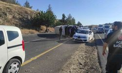 Şanlıurfa’da işçi servisi ile otomobil çarpıştı: 12 yaralı