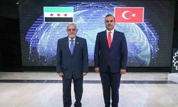Bakan Kacır, Suriyeli mevkidaşı ile bir araya geldi