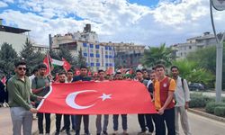 Kilis’te üniversite öğrencilerinden Filistin’e destek yürüyüşü