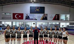 Malatya Voleybol deplasmanda, Nicer Hotel Voleybol evinde galip geldi