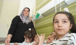 ’Serebral palsi’ hastası üçüzler annelerinin şefkatiyle iyileşiyor