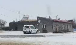 Kars’ta yüksek kesimlere kar yağdı