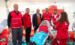 Adana kan bağışında her zaman ilk üçte