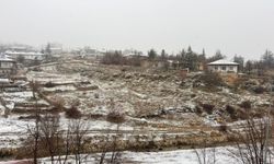 Adana'nın yüksek kesimlerine kar yağdı