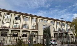 Adliyede çalışan memur ihale bedellerini zimmetine geçirdiği iddiasıyla tutuklandı