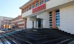 Ağrı Valiliği sürücüleri buzlanmaya karşı uyardı