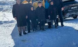 Ağrı'da sağlık ekipleri, kar ve tipiye rağmen hastalara ulaştı