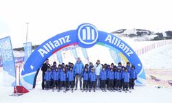 Allianz Türkiye 'Dağ Gibi Arkanızdayız' projesiyle Palandöken'de kız çocuklarını kayak sporuyla tanıştırdı