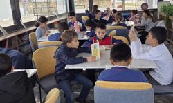 Altıntaş'ta kitap okuma etkinliği