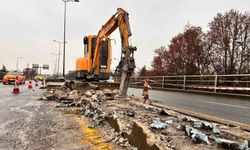 Ankara'da tek kişilik yol çalışması
