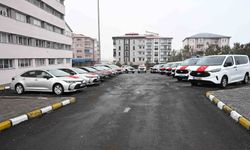 Ardahan'da emniyete tahsis edilen 20 yeni araç törenle hizmete alındı