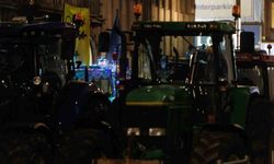 Avrupalı çiftçilerden AB zirvesinin yapıldığı Brüksel'de traktörlü protesto