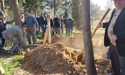 Aydın'da minarelerden yarım asır boyunca sesi yankılanan Hafız Güngör hayatını kaybetti