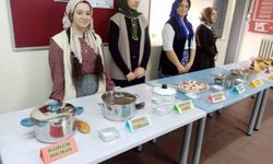 Aydıntepe'de öğrenciler Bayburt'un yöresel lezzetlerini tanıttı
