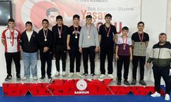 Ayvacık'ta güreş kursu meyvelerini veriyor