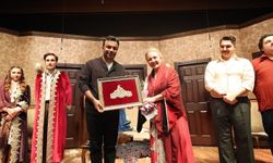 Bağcılar Belediyesi'nin hazırladığı prömiyer izleyicilerden tam not aldı