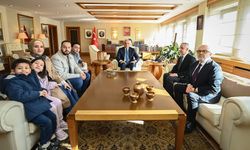 Bakan Ersoy: 'Rajab'ın ailesiyle Bakanlığımızda bir araya gelerek, ardından birlikte Cumhurbaşkanımız Erdoğan'ı ziyaret ettik'