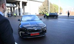 Bakan Kacır bütçe görüşmelerine Togg T10F ile geldi