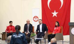 Bakan Yardımcısı Eminoğlu, Muş'ta sporun geleceğini gençlerle konuştu