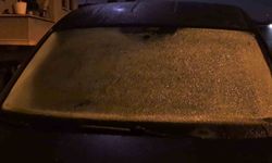 Bartın'da sıcaklık 4 dereceye kadar düştü, araç camları buz tuttu