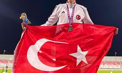 Başkan Albayrak, Türkiye rekoru kıran Eskişehirli sporcuyu kutladı