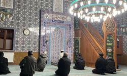 Bayburt'ta üniversite öğrencileri camilerde imamlık ve müezzinlik yaptı