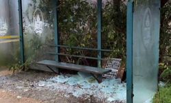 Beykoz'da durak camlarını hedef alan iki şüpheli yakalandı