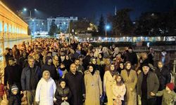 Beyşehir'de fenerler yandı, üç aylar başladı