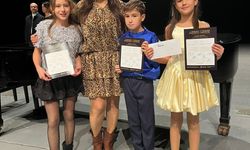 Bilecikli öğrenciler Kıbrıs'taki piyano festivalinden ödülle döndü