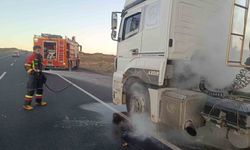 Bingöl'de seyir halindeki tırda yangın paniği: Facia son anda önlendi