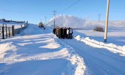 Bitlis'te karla mücadele çalışmaları aralıksız devam ediyor