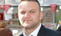 Böbrek ameliyatı sonrası hayatını kaybeden Ekrem Şarlı'nın ölümü ile ilgili Adli Tıp hastaneyi sorumlu tuttu