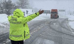 Bolu Dağı geçişi ağır tonajlı araç geçişine geliş-gidiş açıldı