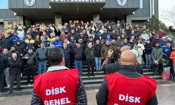 Buca Belediyesinde işçiler yeniden iş bıraktı, çöpler birikmeye başladı