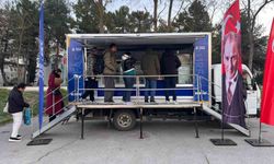 Bursa'da üniversite öğrencilerine sıcak çorba